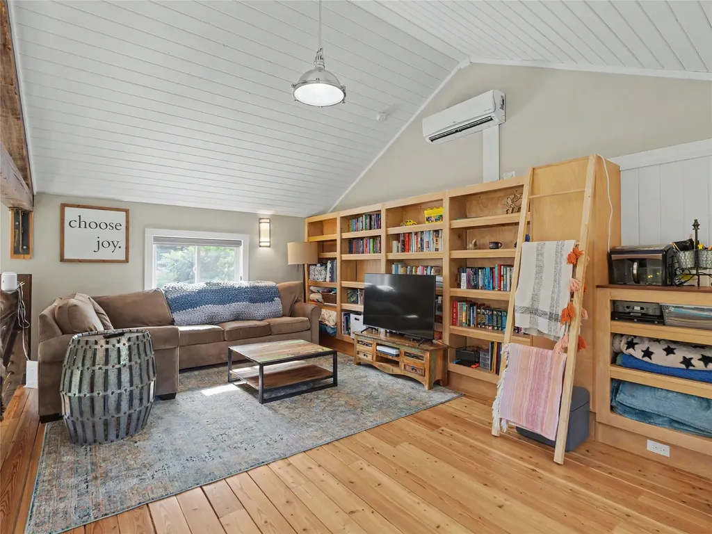 28012 Meadow Creek Road Bigfork MT 59911