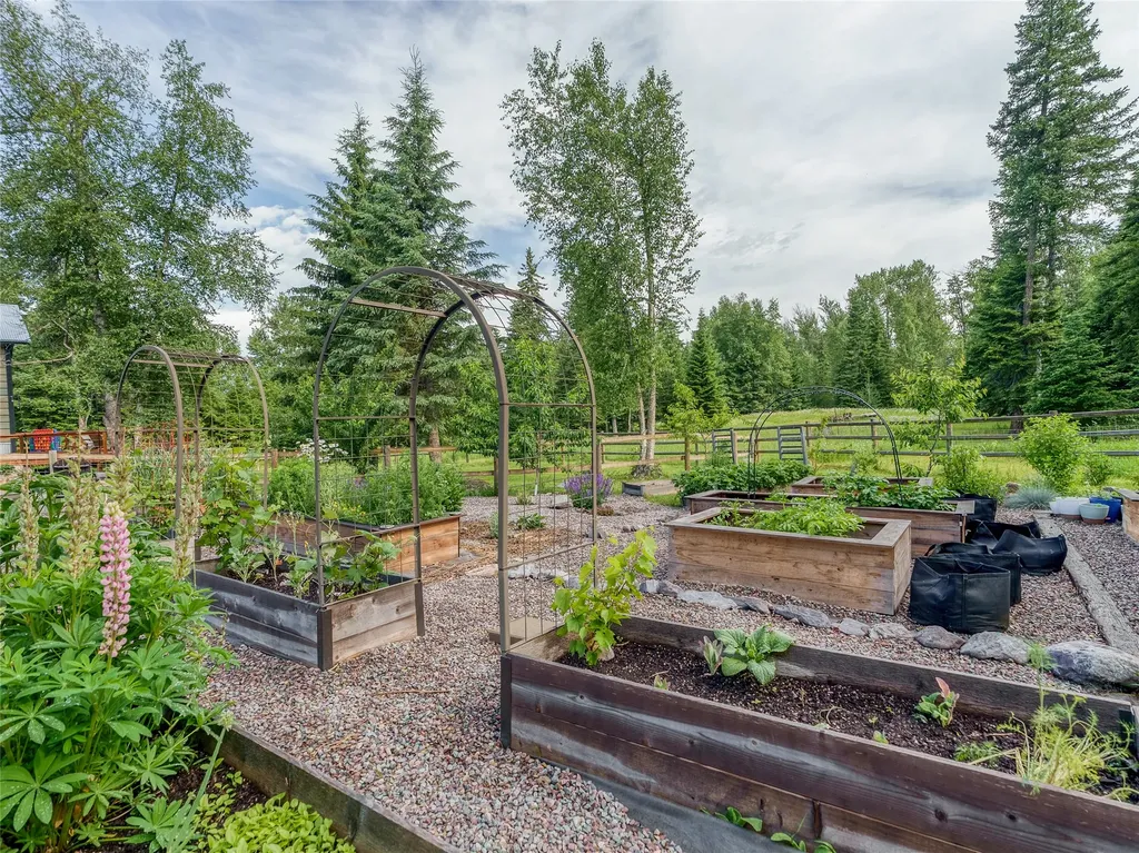 28012 Meadow Creek Road Bigfork MT 59911
