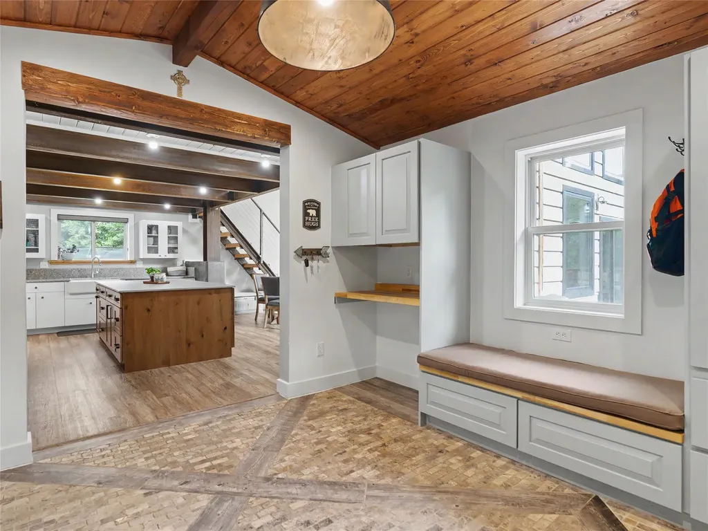 28012 Meadow Creek Road Bigfork MT 59911