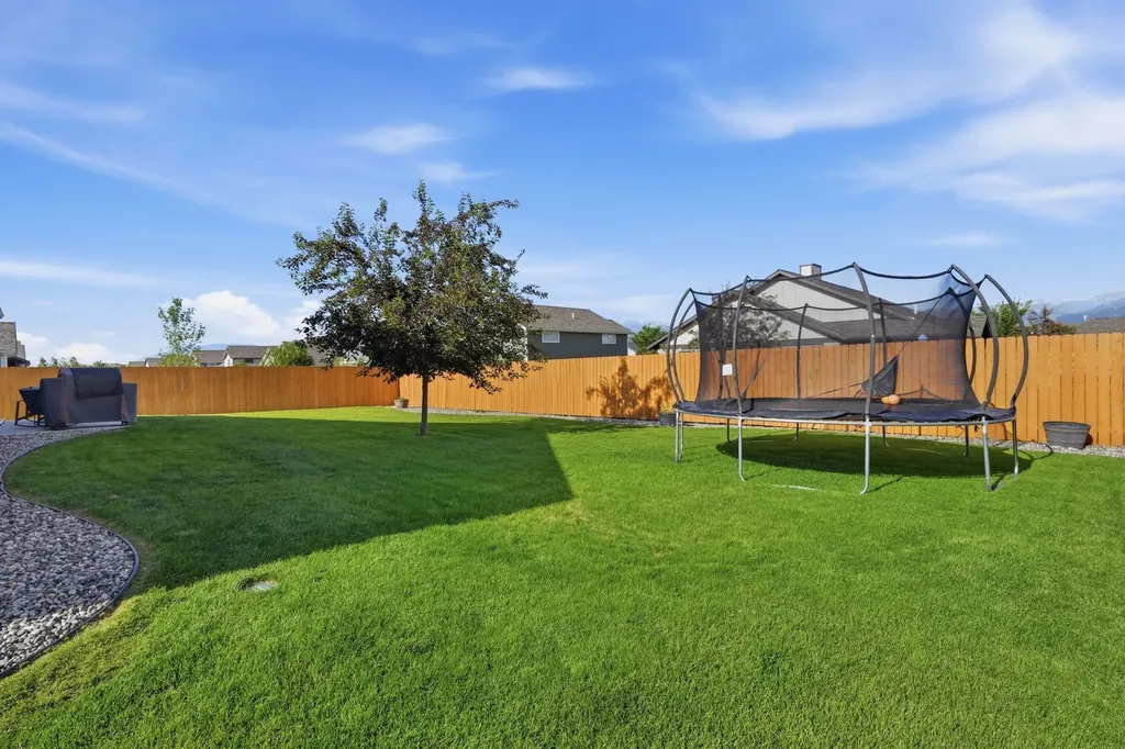 1704 Shelby Avenue Belgrade MT 59714