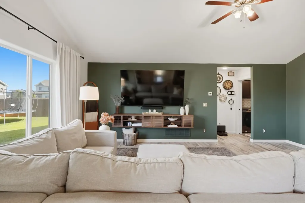 1704 Shelby Avenue Belgrade MT 59714