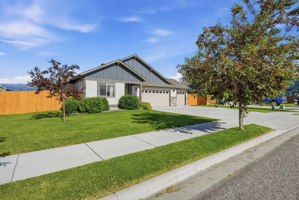 1704 Shelby Avenue Belgrade MT 59714