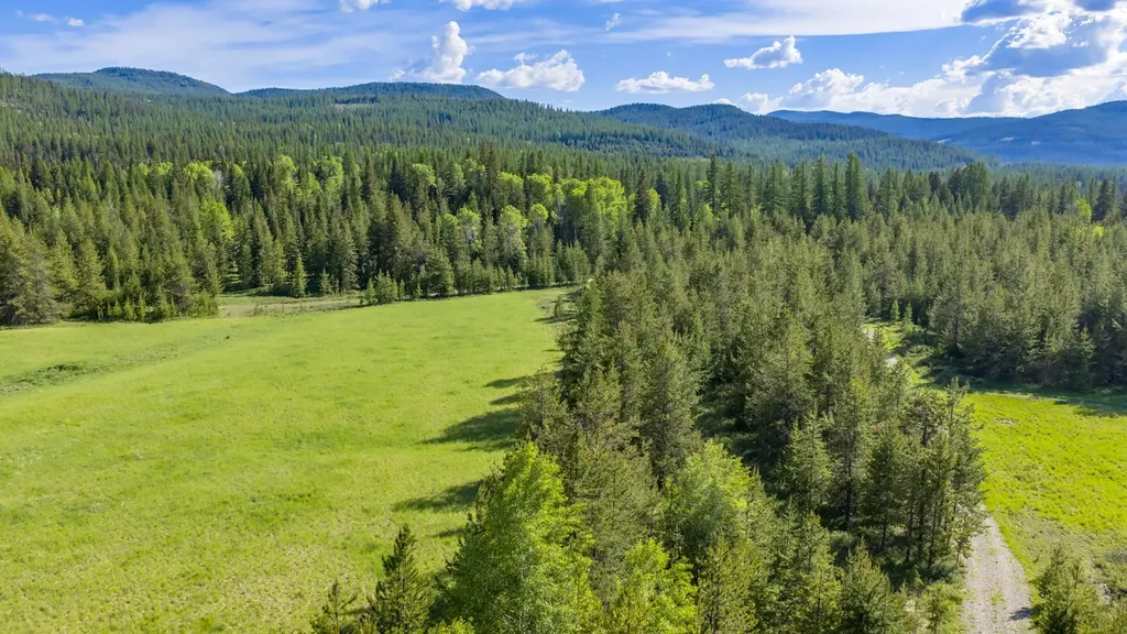 6999 Fortine Creek Road Trego MT 59934