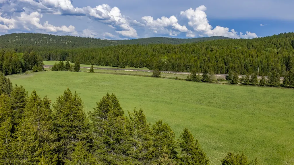 6999 Fortine Creek Road Trego MT 59934