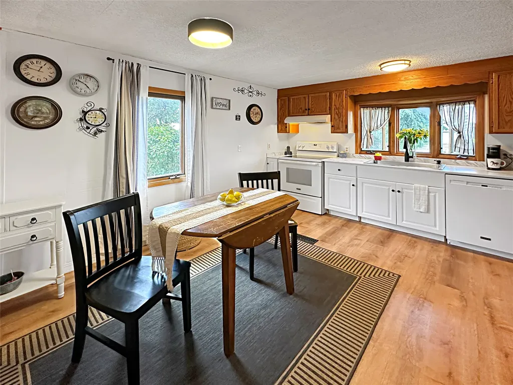 117 3rd Avenue NW Cut Bank MT 59427