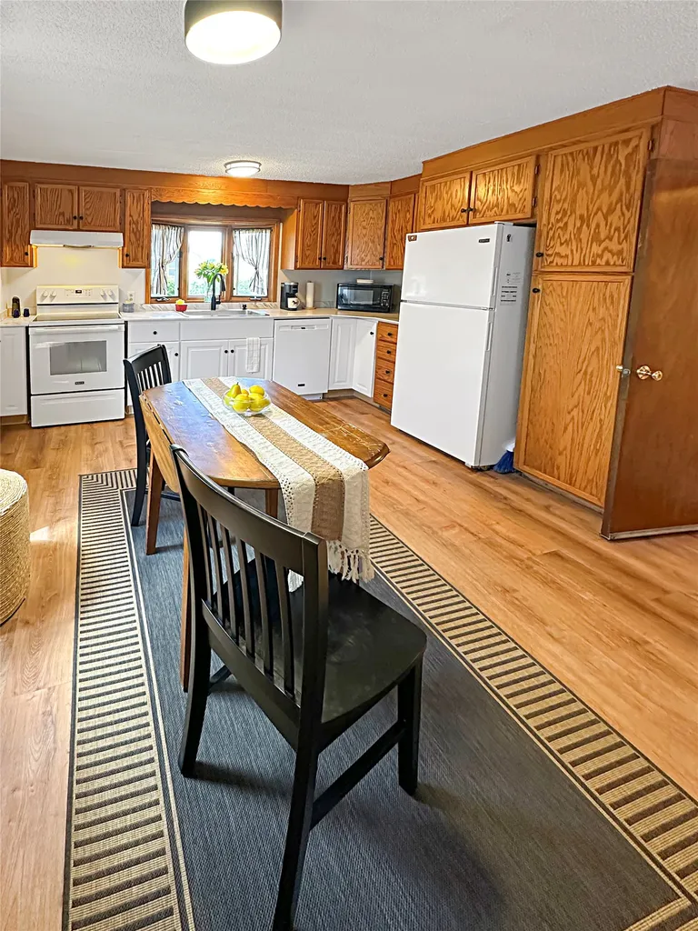 117 3rd Avenue NW Cut Bank MT 59427