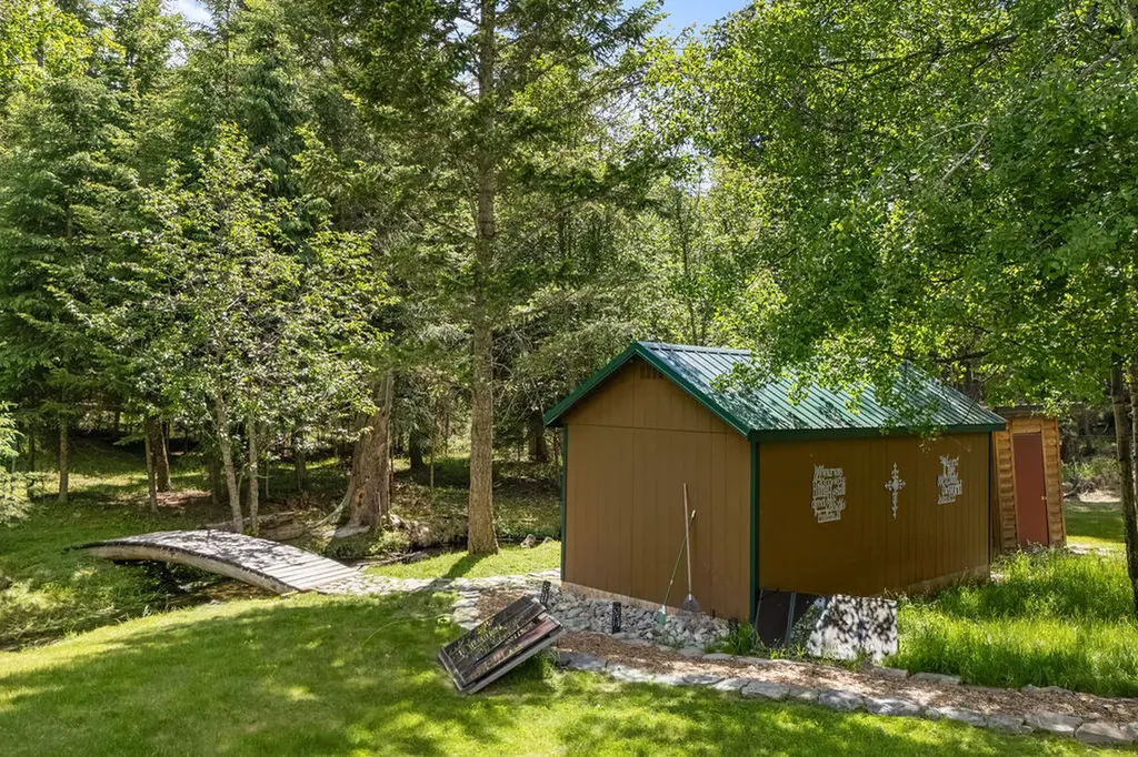 1815 Emmons Canyon Road Kila MT 59920
