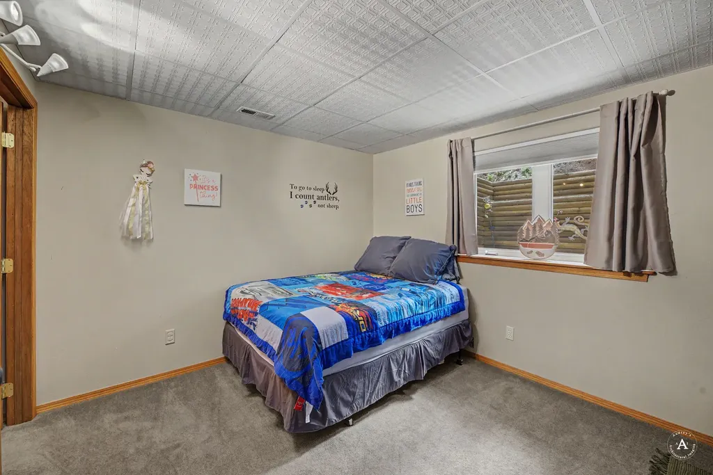 16 Evergreen Court Clancy MT 59634