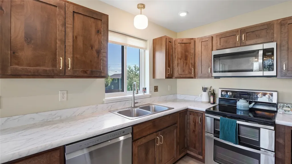 2112 Knight Street Helena MT 59601