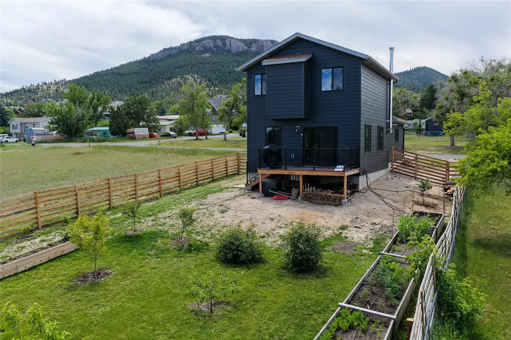2112 Knight Street Helena MT 59601