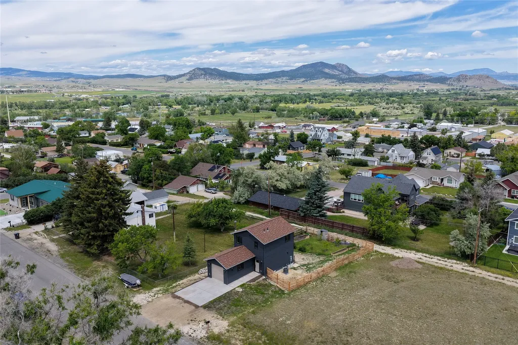 2112 Knight Street Helena MT 59601