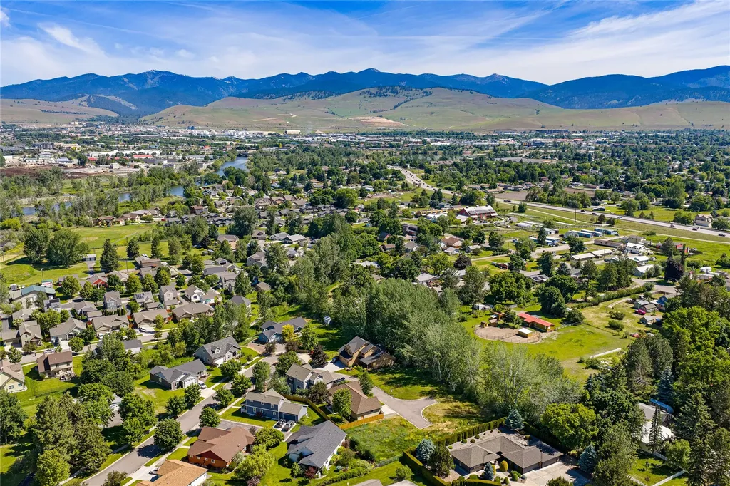 2719 Emery Place Missoula MT 59804