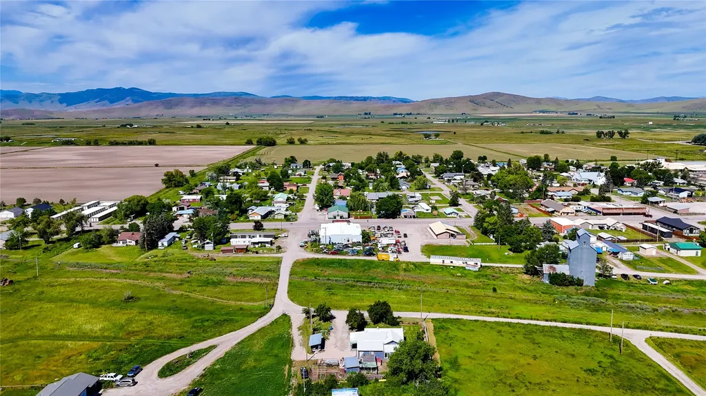53424 2nd Avenue E Charlo MT 59824