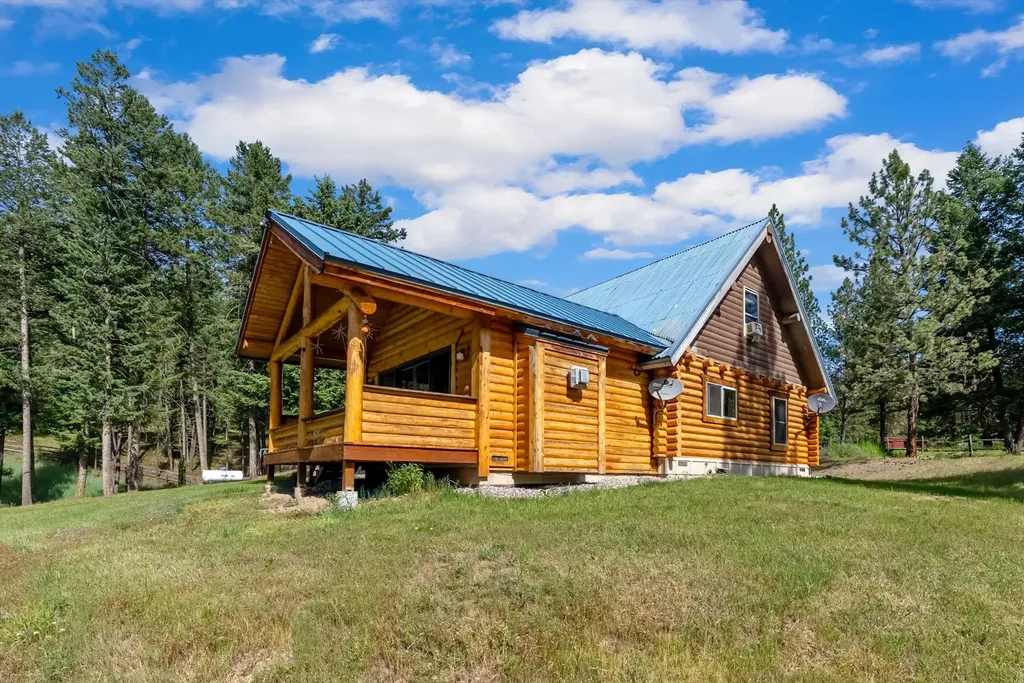 23577 Wapiti Road Huson MT 59846