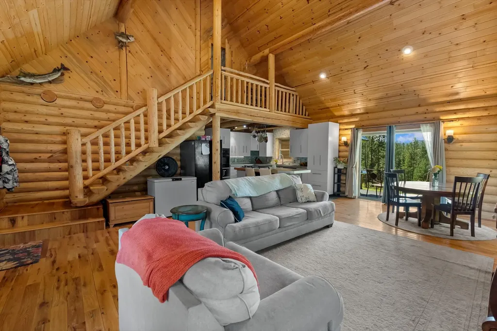 23577 Wapiti Road Huson MT 59846