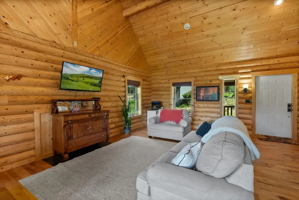 23577 Wapiti Road Huson MT 59846