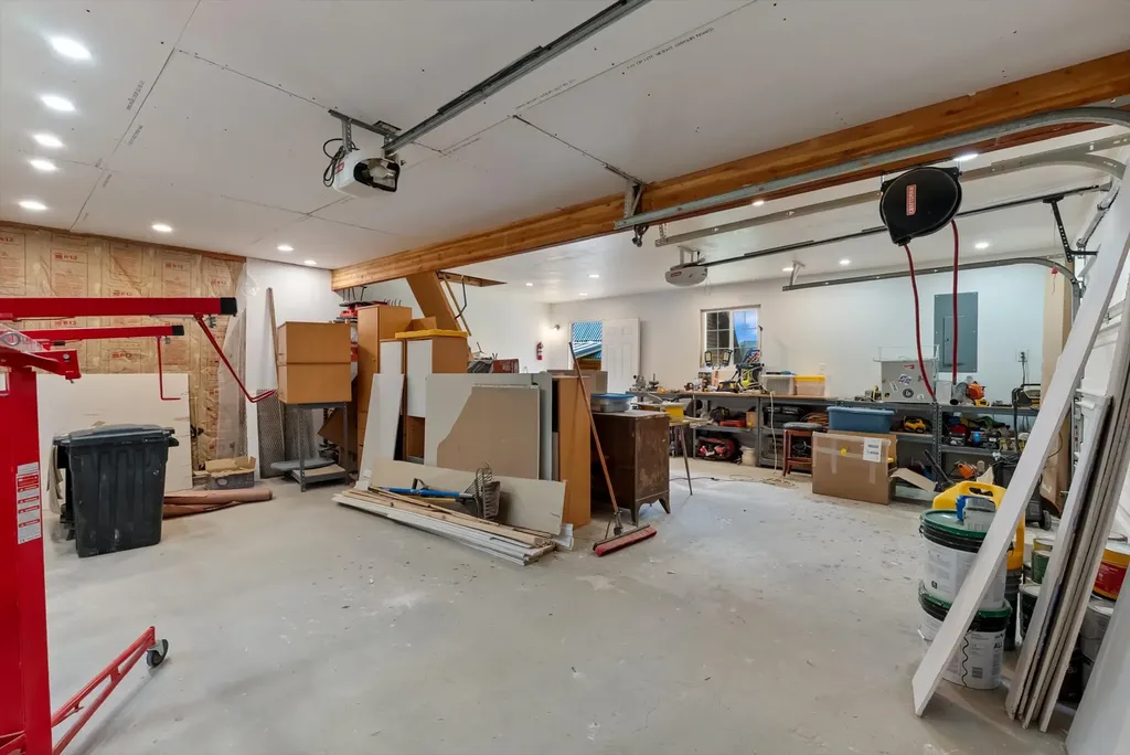 23577 Wapiti Road Huson MT 59846