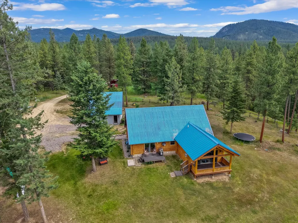 23577 Wapiti Road Huson MT 59846
