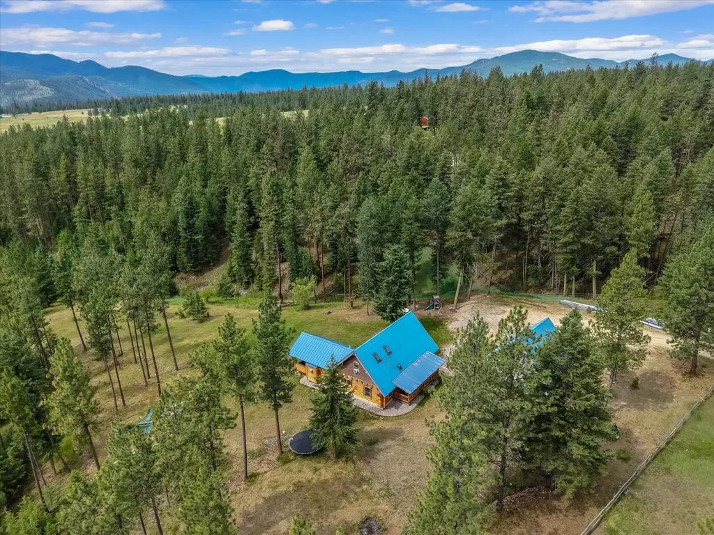 23577 Wapiti Road Huson MT 59846