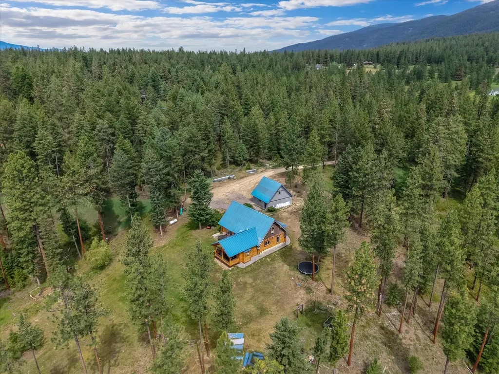 23577 Wapiti Road Huson MT 59846