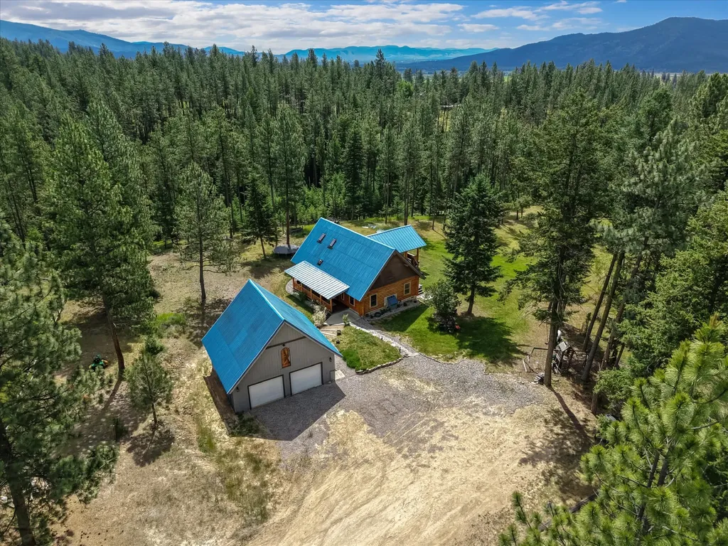 23577 Wapiti Road Huson MT 59846