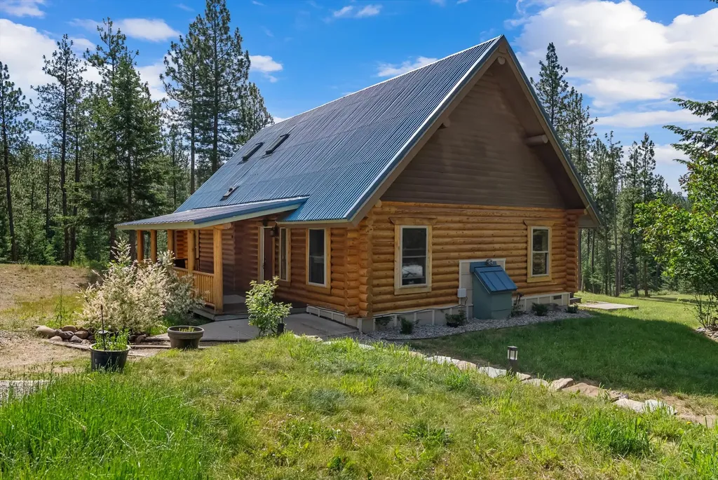 23577 Wapiti Road Huson MT 59846