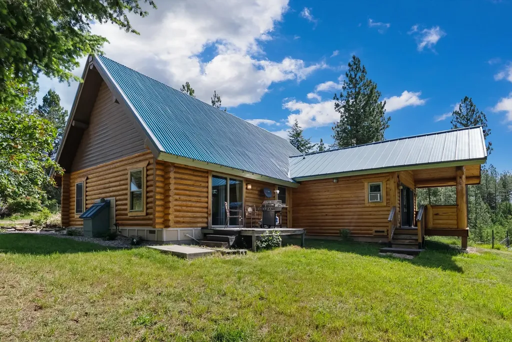 23577 Wapiti Road Huson MT 59846