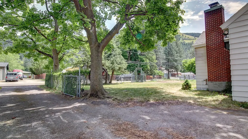 2405 Gilbert Avenue Missoula MT 59802