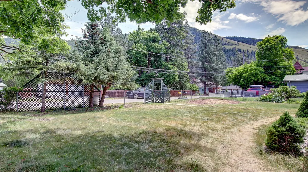 2405 Gilbert Avenue Missoula MT 59802