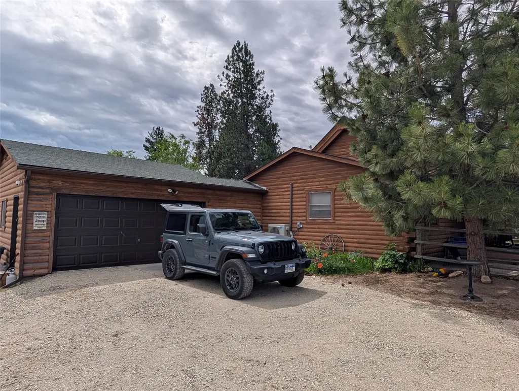 511 Hudson Lane Victor MT 59875
