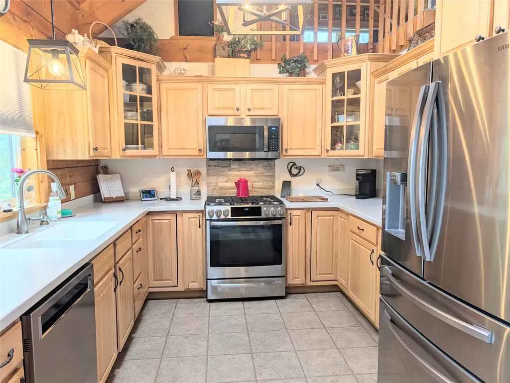 511 Hudson Lane Victor MT 59875