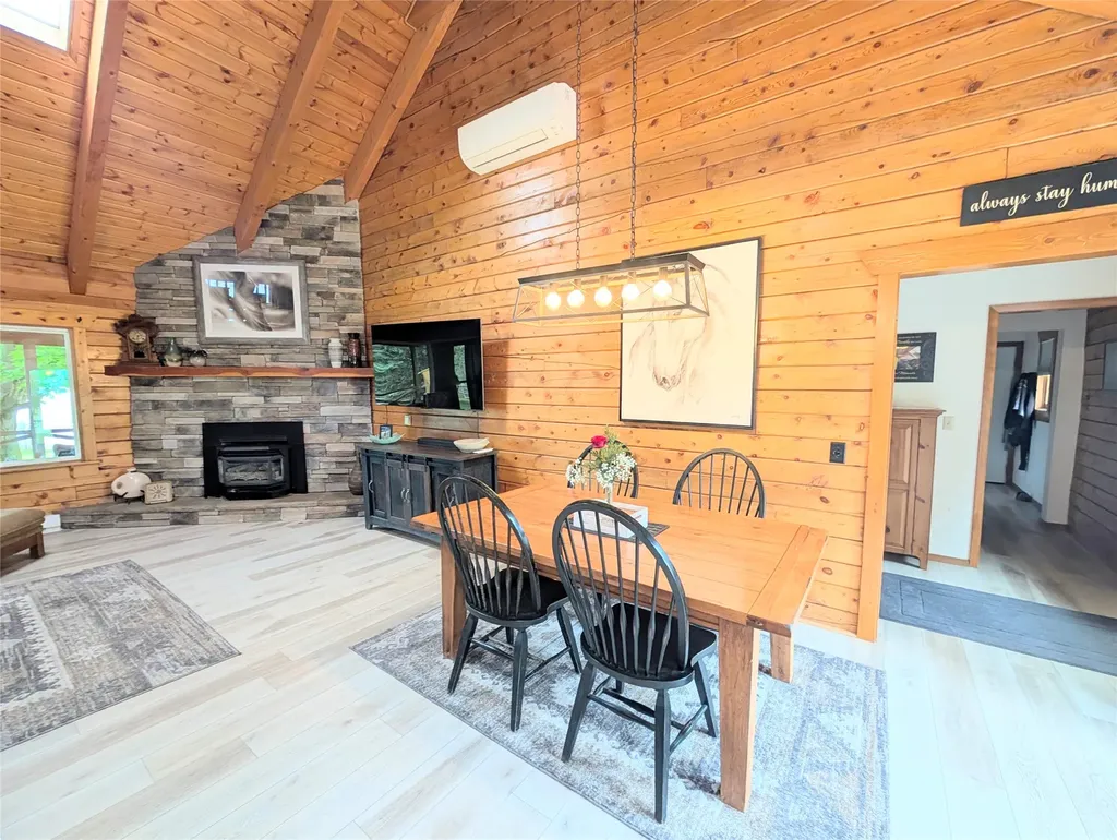 511 Hudson Lane Victor MT 59875