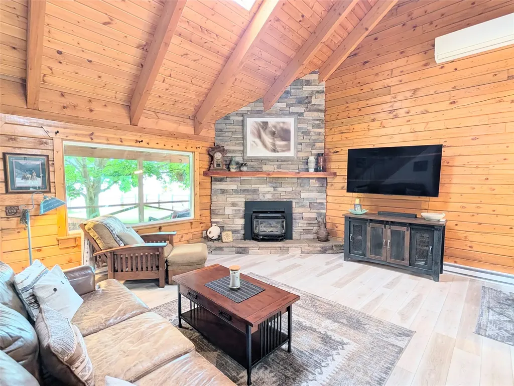 511 Hudson Lane Victor MT 59875