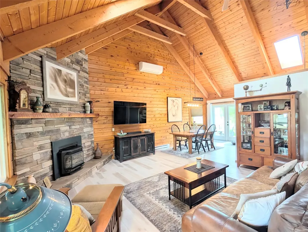 511 Hudson Lane Victor MT 59875