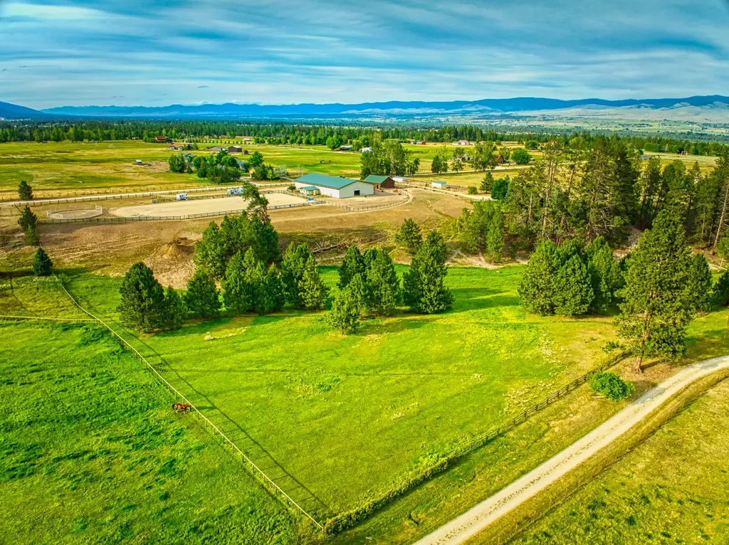 511 Hudson Lane Victor MT 59875