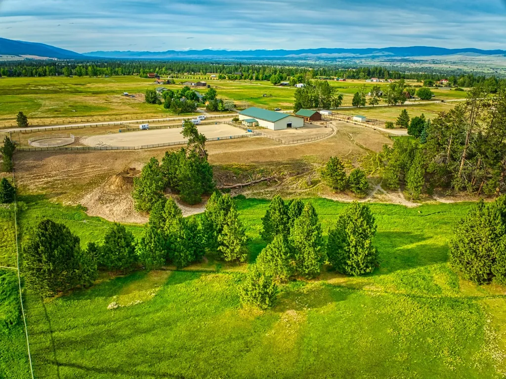 511 Hudson Lane Victor MT 59875