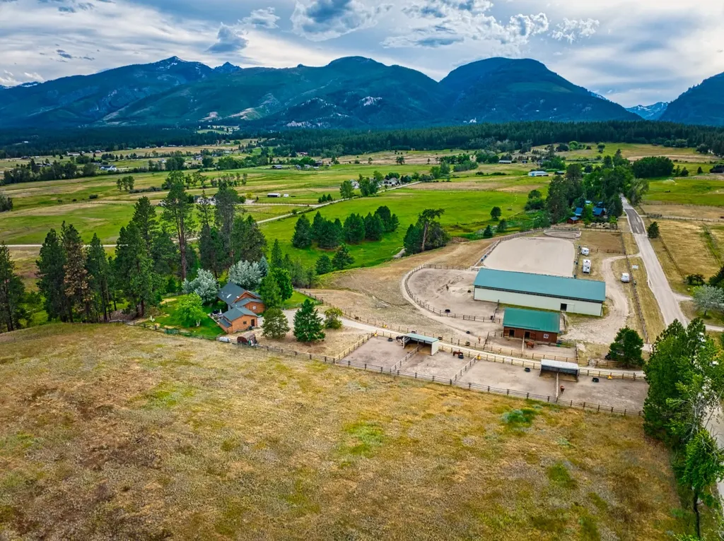 511 Hudson Lane Victor MT 59875