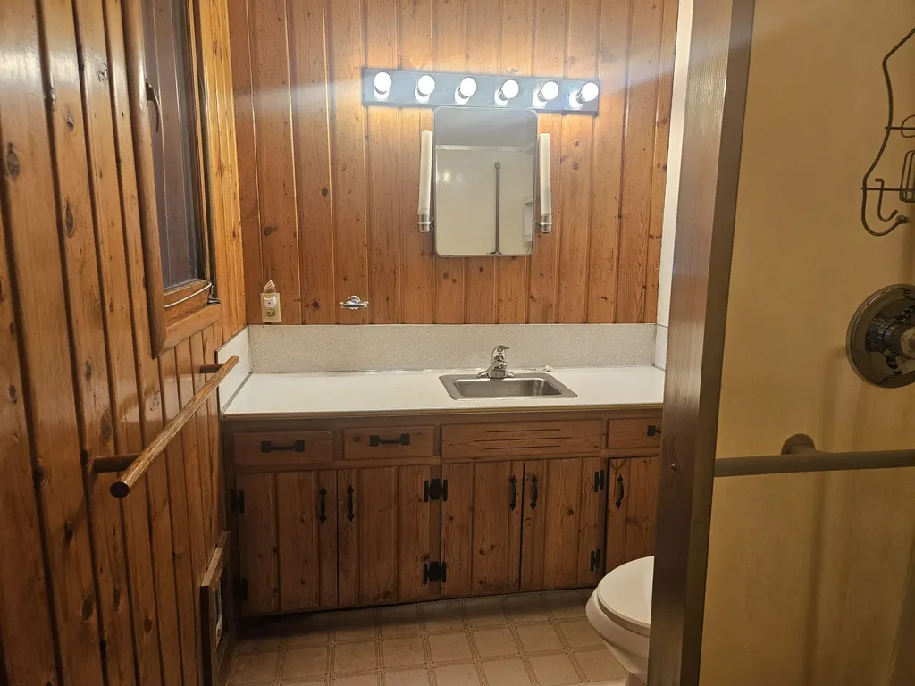 287 Cooper Lane Hamilton MT 59840