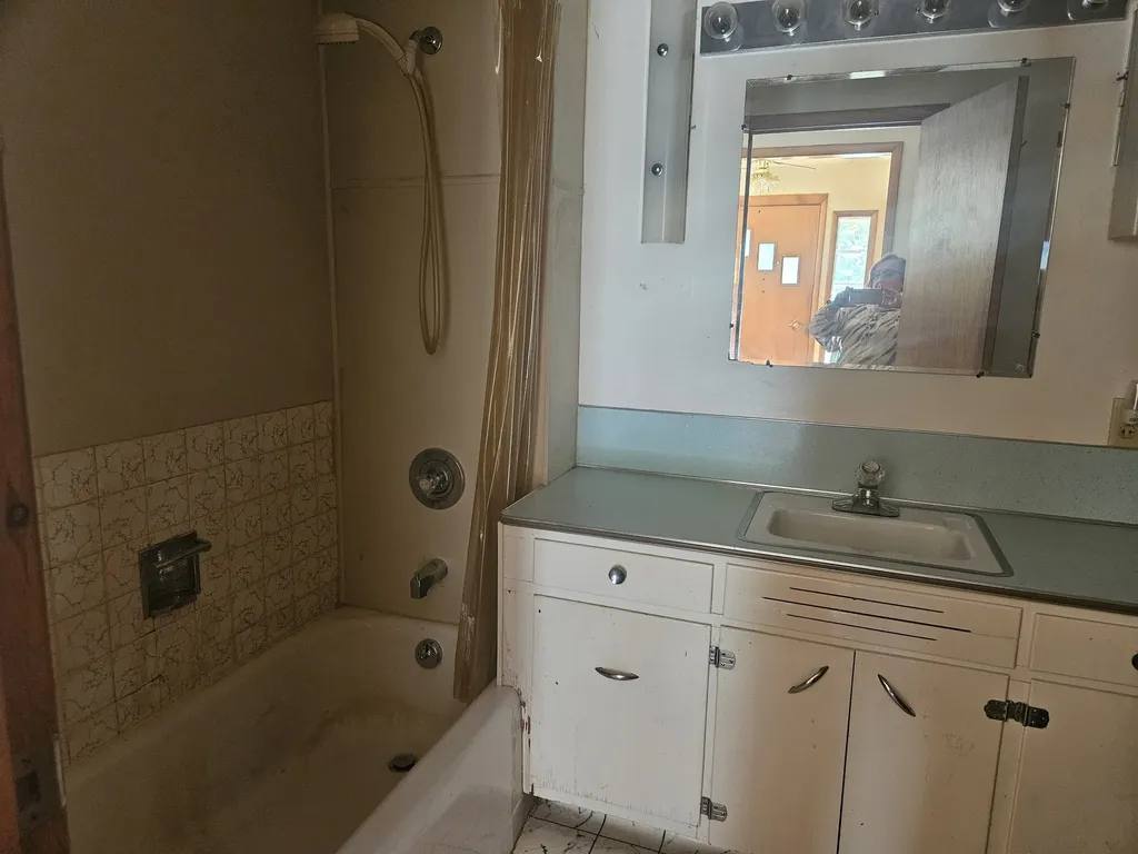 287 Cooper Lane Hamilton MT 59840