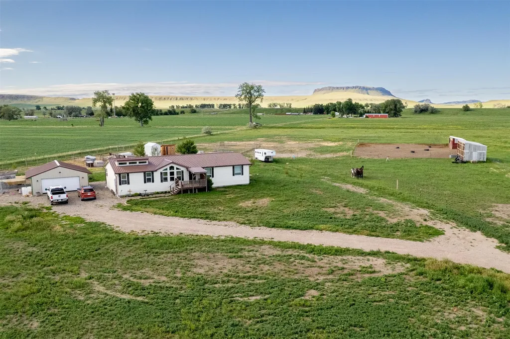 12710 Mt Highway 200 Simms MT 59477
