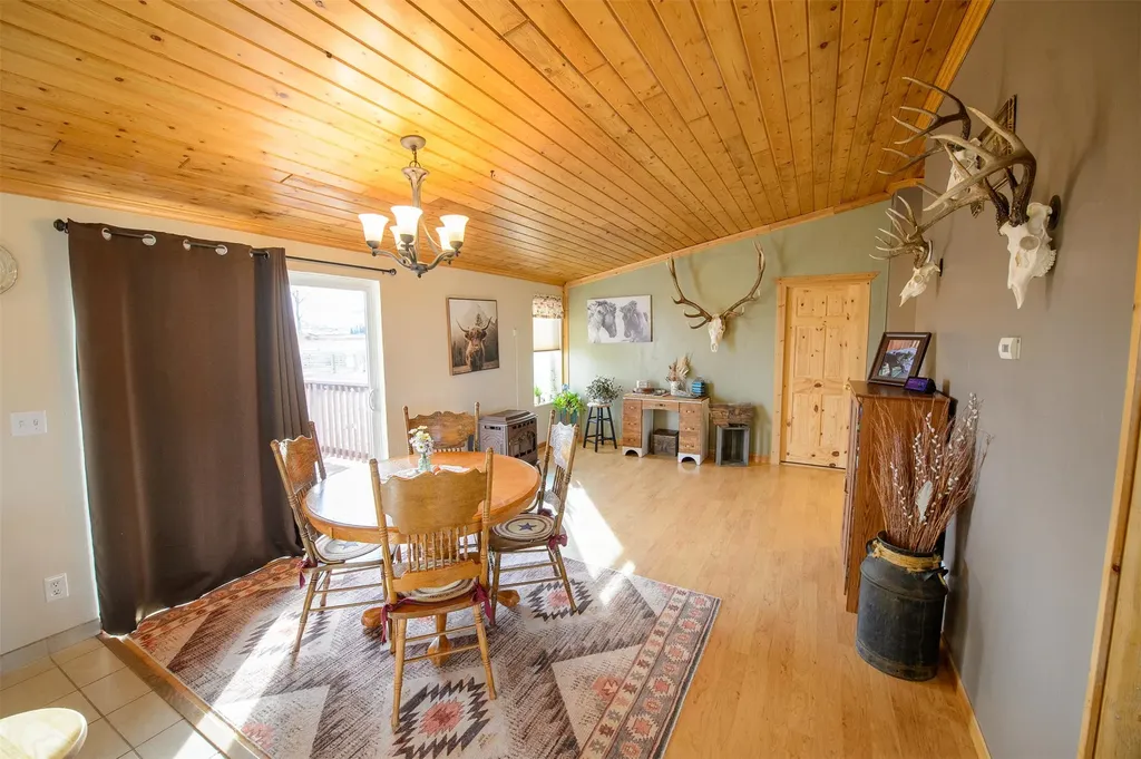 12710 Mt Highway 200 Simms MT 59477