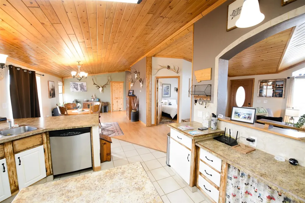 12710 Mt Highway 200 Simms MT 59477