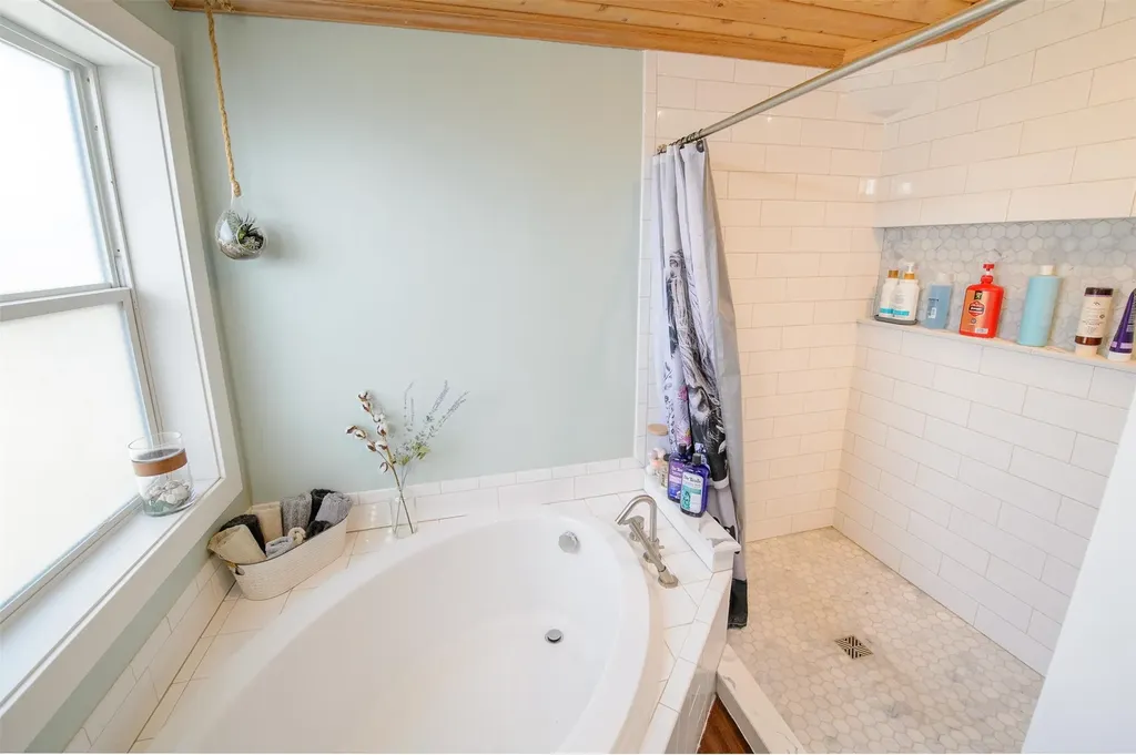 12710 Mt Highway 200 Simms MT 59477