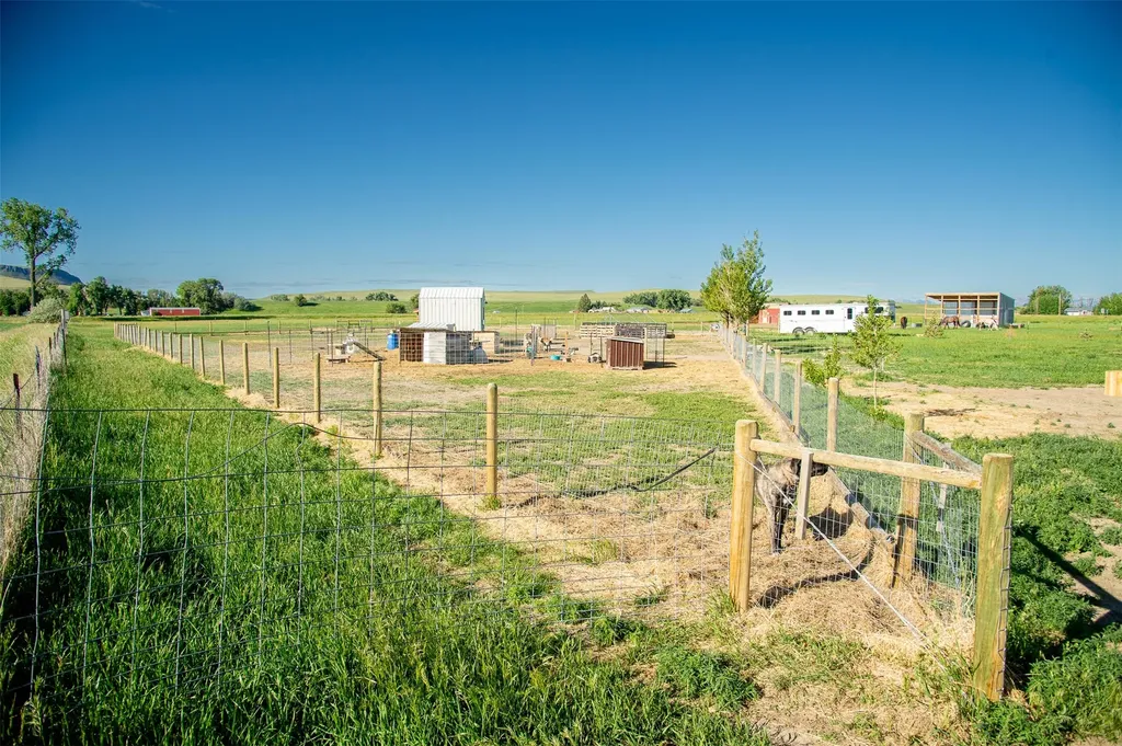 12710 Mt Highway 200 Simms MT 59477