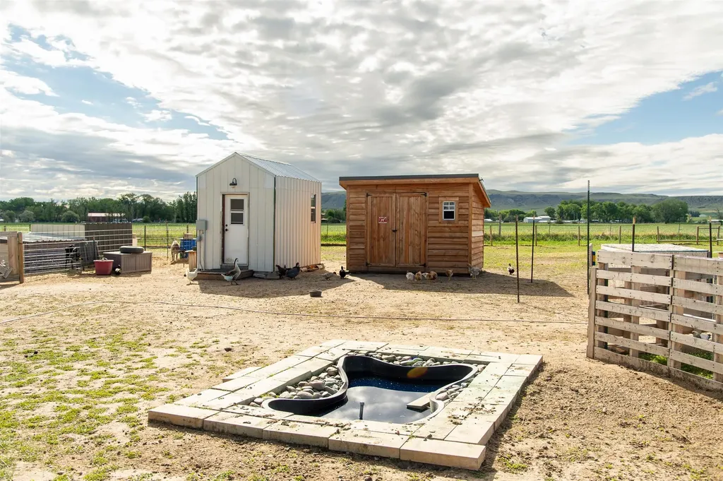 12710 Mt Highway 200 Simms MT 59477