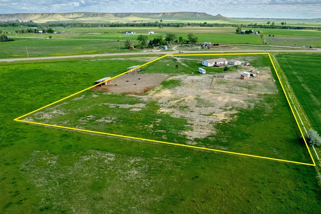 12710 Mt Highway 200 Simms MT 59477