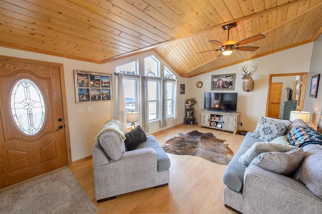 12710 Mt Highway 200 Simms MT 59477