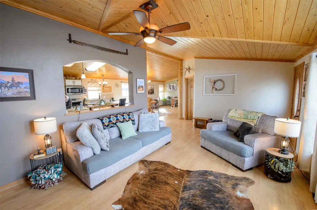 12710 Mt Highway 200 Simms MT 59477