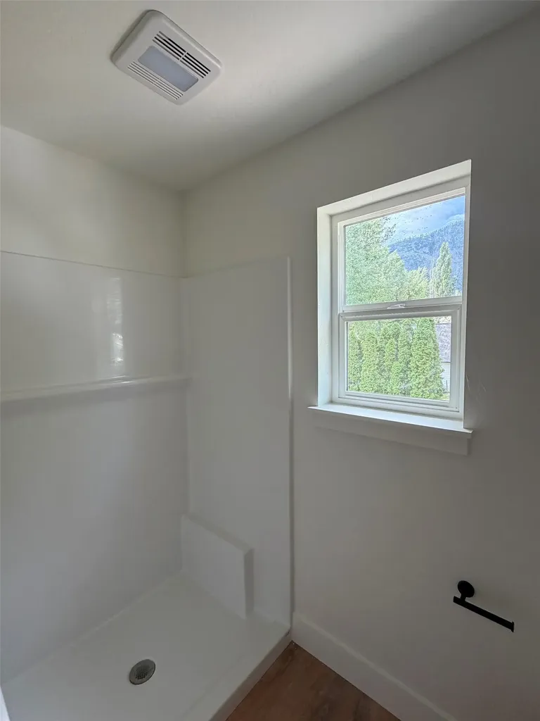 106 3rd Street Alberton MT 59820