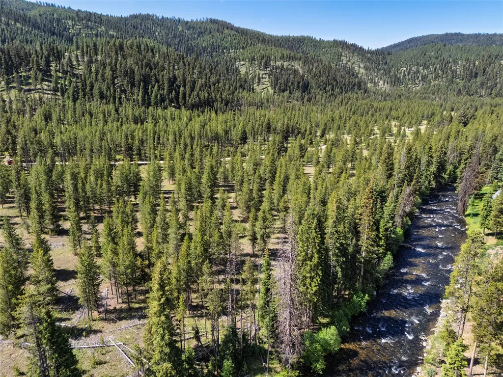 Nhn Happy Acres Lane Sula MT 59871